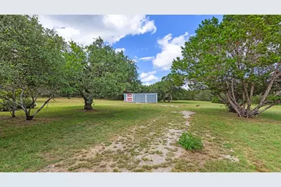 646 South Loop, Blanco, TX 78606 - Photo 14