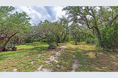 646 South Loop, Blanco, TX 78606 - Photo 16