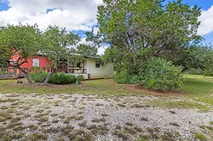 646 South Loop, Blanco, TX 78606 - Photo 4