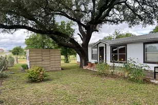 6009 SE 5th St, Rochelle, TX 76872 - Photo 4