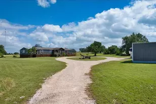 449 Jung Rd, Harper, TX 78631 - Photo 50