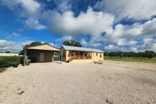 312 N Indian Ave, Cherokee, TX 76832 - Photo 2