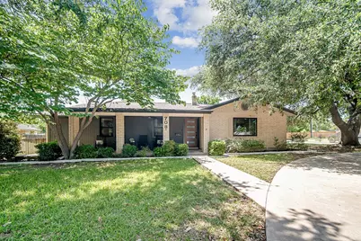 708 N Milam St, Fredericksburg, TX 78624 - Photo 28