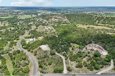 902 Saddlewood Blvd, Kerrville, TX 78028 - Photo 2
