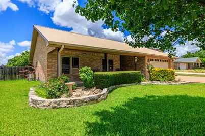 622 Dawn Lane, Fredericksburg, TX 78624 - Photo 2