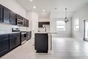 220 Riley Ln, Fredericksburg, TX 78624 - Photo 10