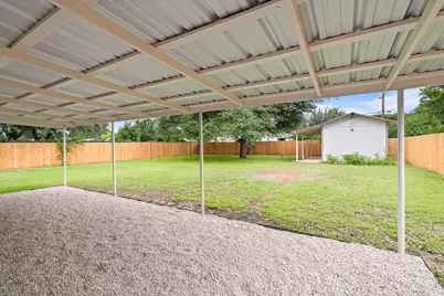 614 S Columbus, Fredericksburg, TX 78624 - Photo 22