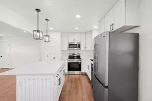 614 S Columbus, Fredericksburg, TX 78624 - Photo 10