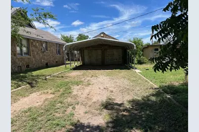 1421 S High St, Brady, TX 76825 - Photo 32