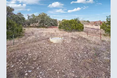 1106 S Perry Ranch Rd, Fredericksburg, TX 78624 - Photo 8