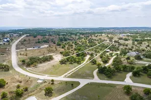 1783 Axis Cir, Fredericksburg, TX 78624 - Photo 4