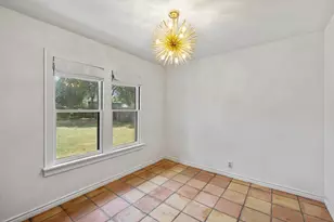 106 W Mulberry St, Fredericksburg, TX 78624 - Photo 14