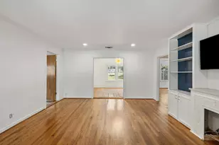 106 W Mulberry St, Fredericksburg, TX 78624 - Photo 12