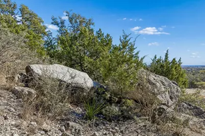 944 Metzger Rd, Fredericksburg, TX 78624 - Photo 16