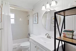 1203 N Milam St, Fredericksburg, TX 78624 - Photo 14