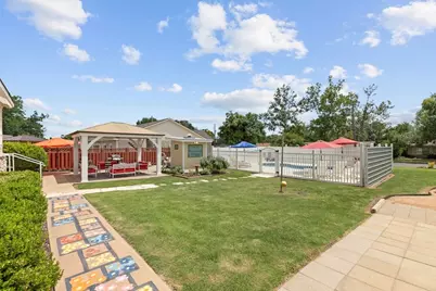 1203 N Milam St, Fredericksburg, TX 78624 - Photo 24