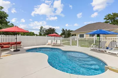 1203 N Milam St, Fredericksburg, TX 78624 - Photo 26