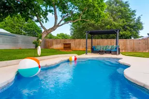 602 W Hackberry St, Fredericksburg, TX 78624 - Photo 28