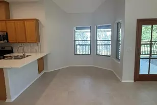 130 W Creekview Dr, Fredericksburg, TX 78624 - Photo 10
