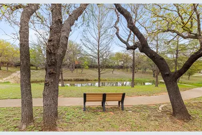 130 W Creekview Dr, Fredericksburg, TX 78624 - Photo 32
