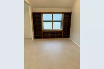 130 W Creekview Dr, Fredericksburg, TX 78624 - Photo 8