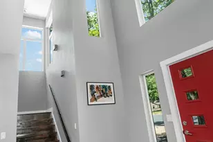 209 N Elk St, Fredericksburg, TX 78624 - Photo 6