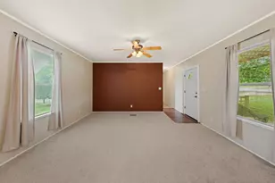 117 Josephine St, Ingram, TX 78025 - Photo 8