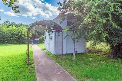 203 Broadmoor St, Fredericksburg, TX 78624 - Photo 28