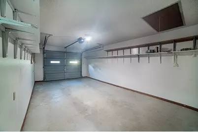 203 Broadmoor St, Fredericksburg, TX 78624 - Photo 30