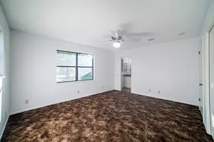 203 Broadmoor St, Fredericksburg, TX 78624 - Photo 10