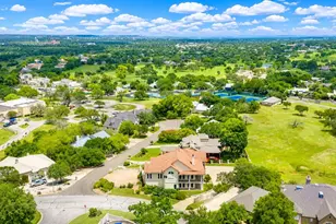 107 Deerwood, Kerrville, TX 78028 - Photo 2