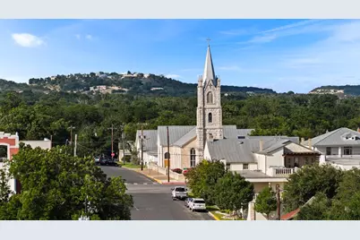 501 W Creek St, Fredericksburg, TX 78624 - Photo 62