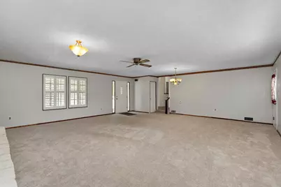 501 W Creek St, Fredericksburg, TX 78624 - Photo 16