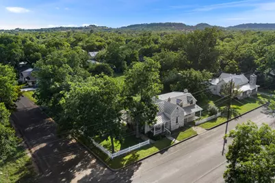 501 W Creek St, Fredericksburg, TX 78624 - Photo 10