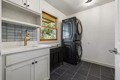 810 Country Creek Lane, Fredericksburg, TX 78624 - Photo 24