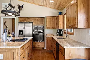 161 Flach Rd, Comfort, TX 78013 - Photo 20