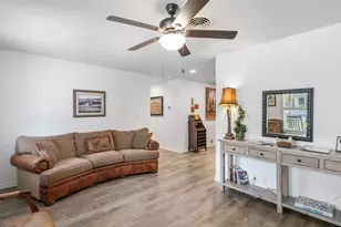 703 N Edison St, Fredericksburg, TX 78624 - Photo 14