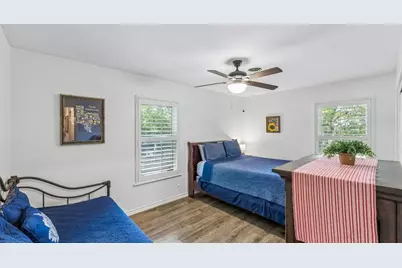 703 N Edison St, Fredericksburg, TX 78624 - Photo 42