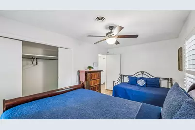 703 N Edison St, Fredericksburg, TX 78624 - Photo 44
