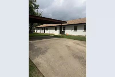 1407 N Crockett St, Fredericksburg, TX 78624 - Photo 1