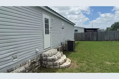200 Sarah Circle, Llano, TX 78643 - Photo 4