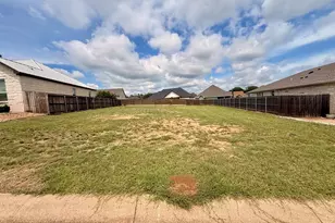242 Dudley Wy, Fredericksburg, TX 78624 - Photo 1