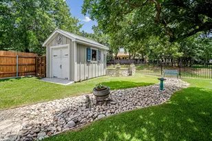 2219 Stone Meadow, Fredericksburg, TX 78624 - Photo 38