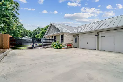 2219 Stone Meadow, Fredericksburg, TX 78624 - Photo 40