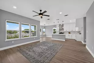 1811 Chateau Ln, Kerrville, TX 78028 - Photo 8