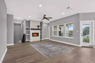 1811 Chateau Ln, Kerrville, TX 78028 - Photo 4