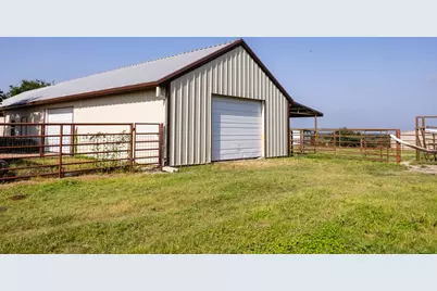 2377 Aviation Loop, Fredericksburg, TX 78624 - Photo 40