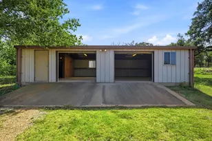 213 Cardinal Dr, Fredericksburg, TX 78624 - Photo 30