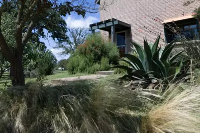 213 Cardinal Dr, Fredericksburg, TX 78624 - Photo 4