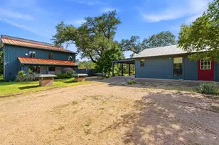 213 Cardinal Dr, Fredericksburg, TX 78624 - Photo 34
